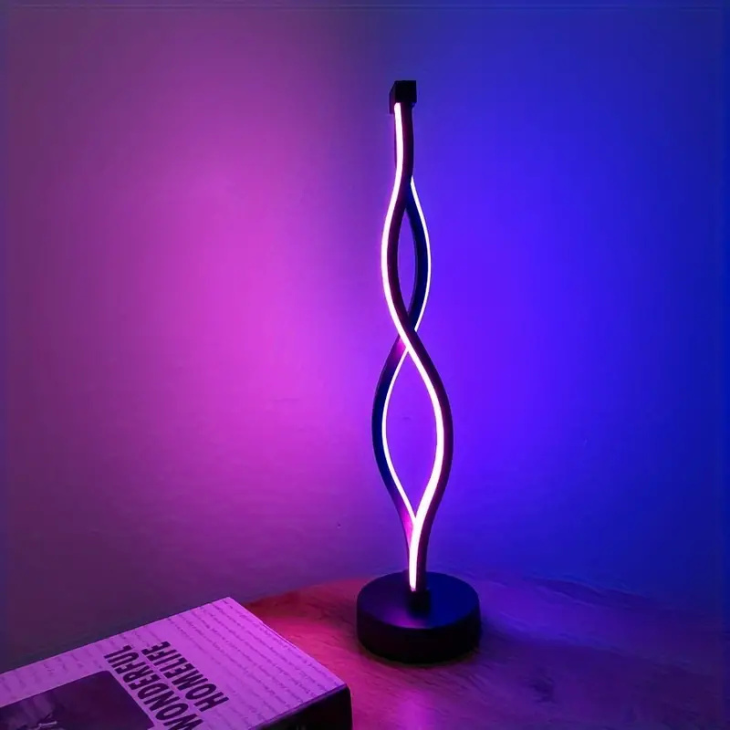 Lampada Nordica da Comodino, D - Desk Setup Minimalist recensione e prezzo